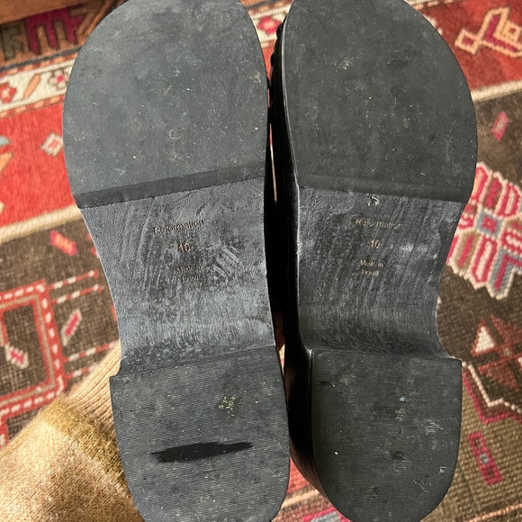 Reformation Reyna Black Leather Studded Platform Clogs Size 10 - Picture 9 of 10